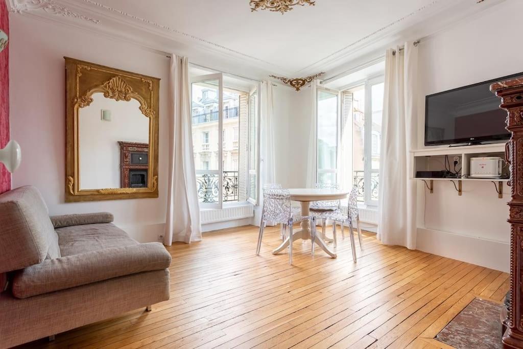 Apartamento Le Marais, Fantastic View On Archives Nationales París Exterior foto